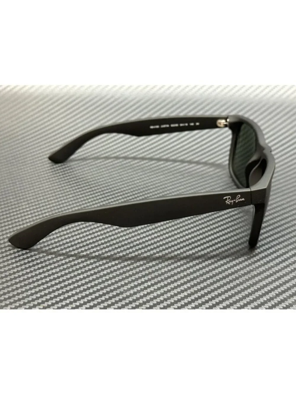 New Ray-Ban Men Rubber Black Sunglasses 54-16-145
